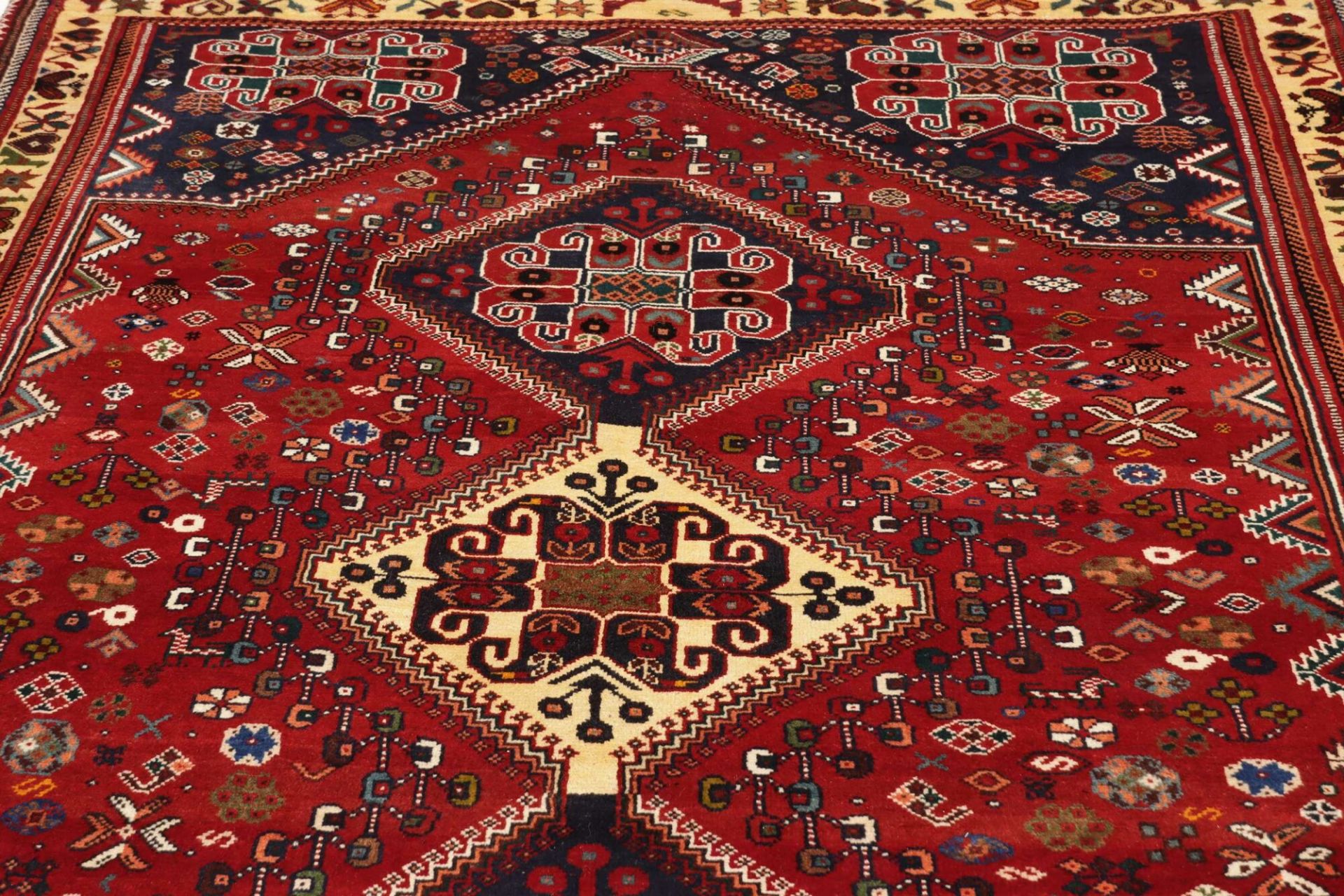 Shiraz Persian Rug 176 × 286 cm, Wool, hand-knotted