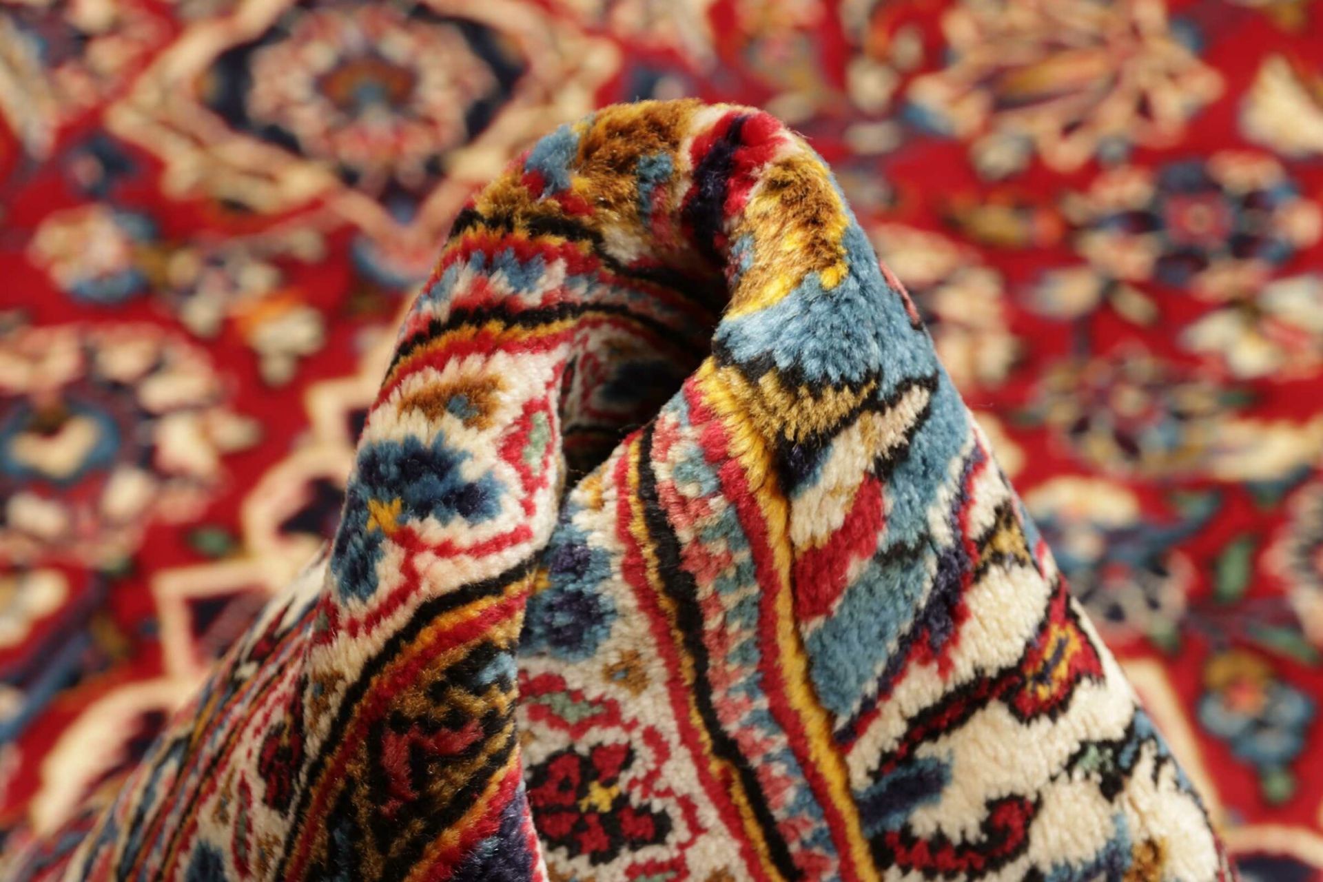 Kashan Persian Rug — hand-knotted, 196 × 302 cm, Wool