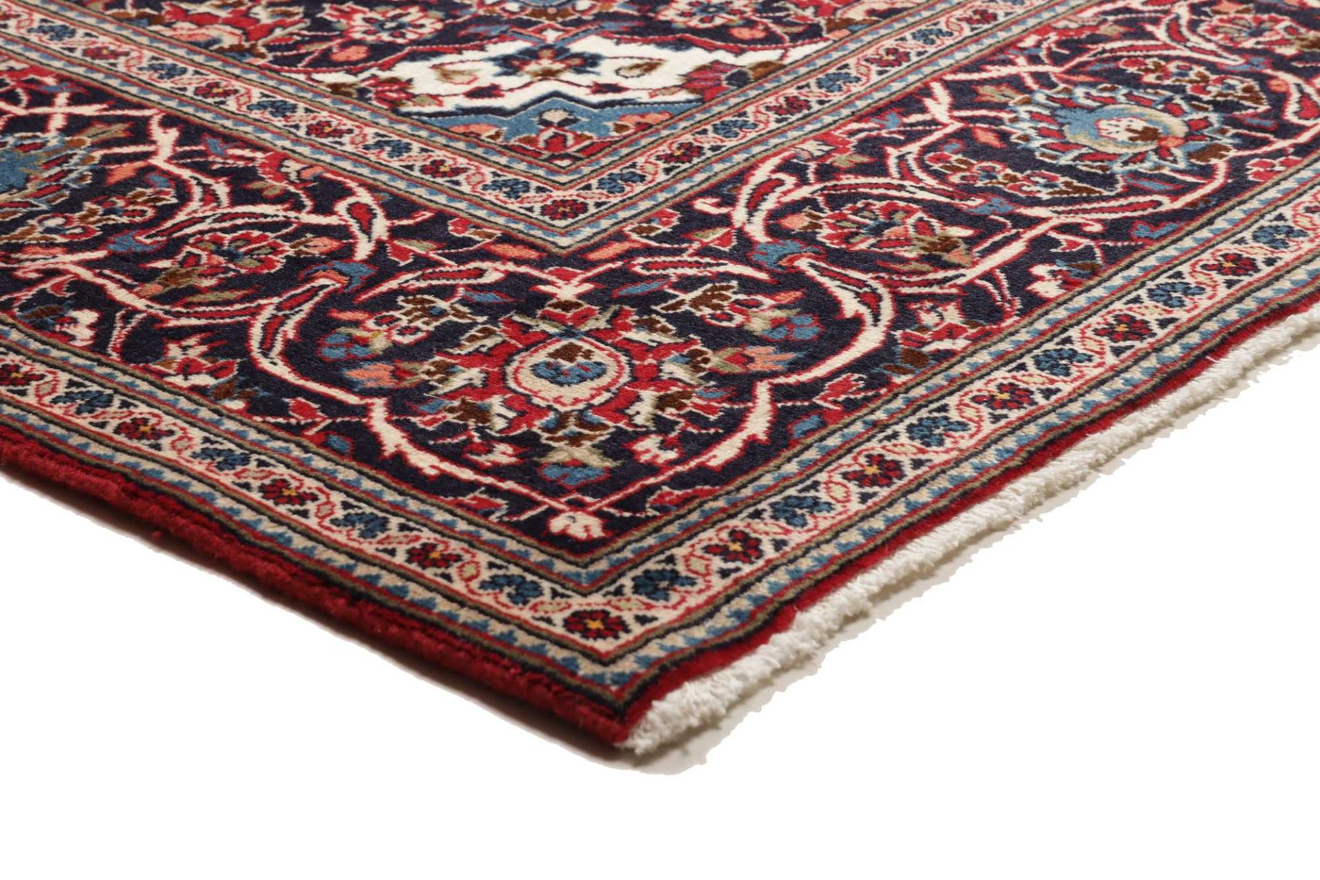 Hand-Knotted Wool Kashan Persian Rug, 201 × 307 cm