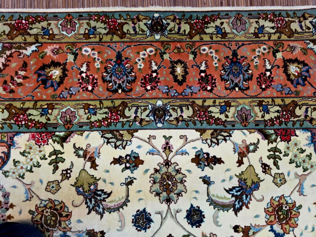Persian Rug Tabriz 302 x 204 cm Wool Hand-knotted