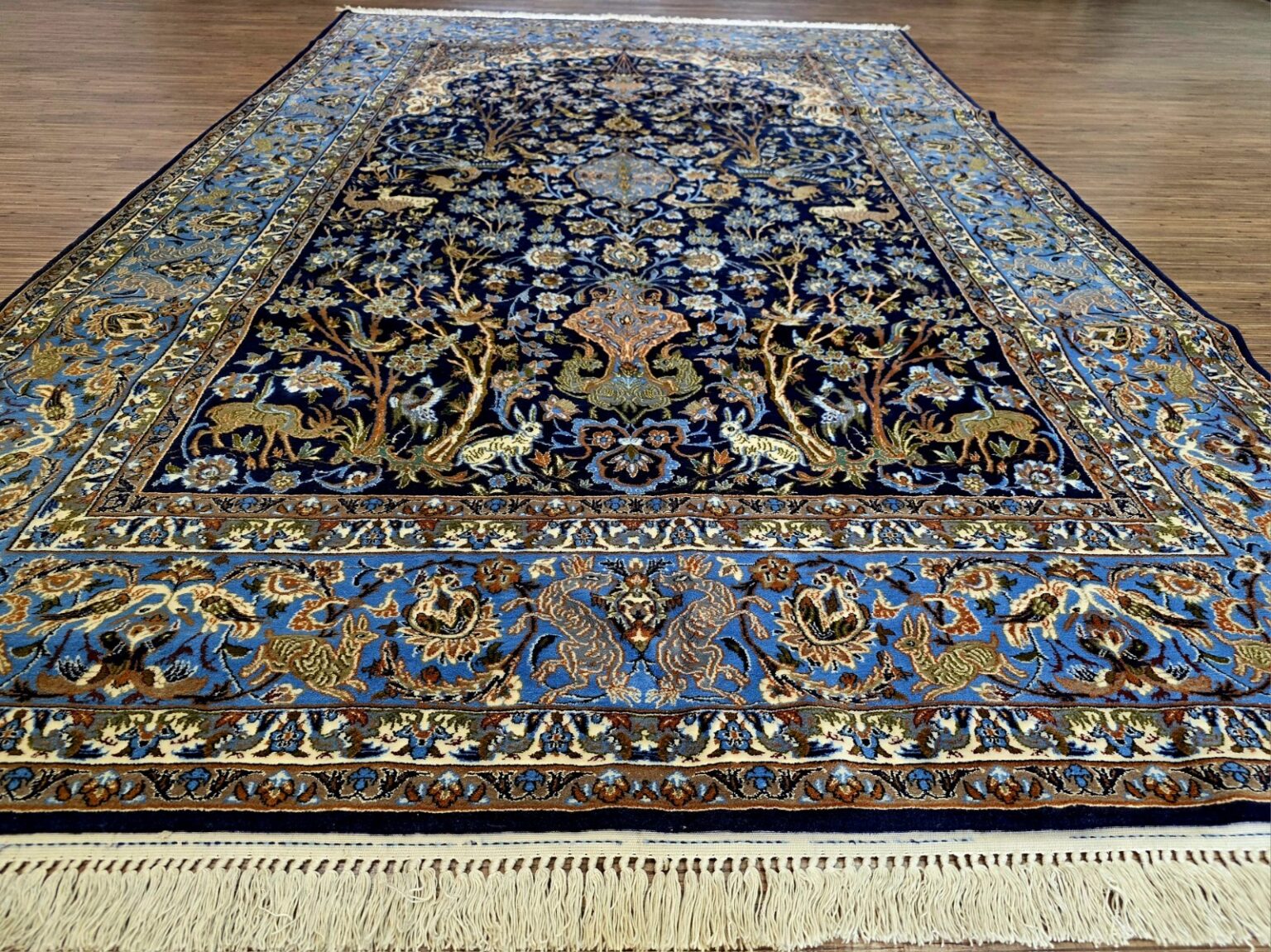 Persian Rug Isfahan 250 x 155 cm Silk Hand-knotted
