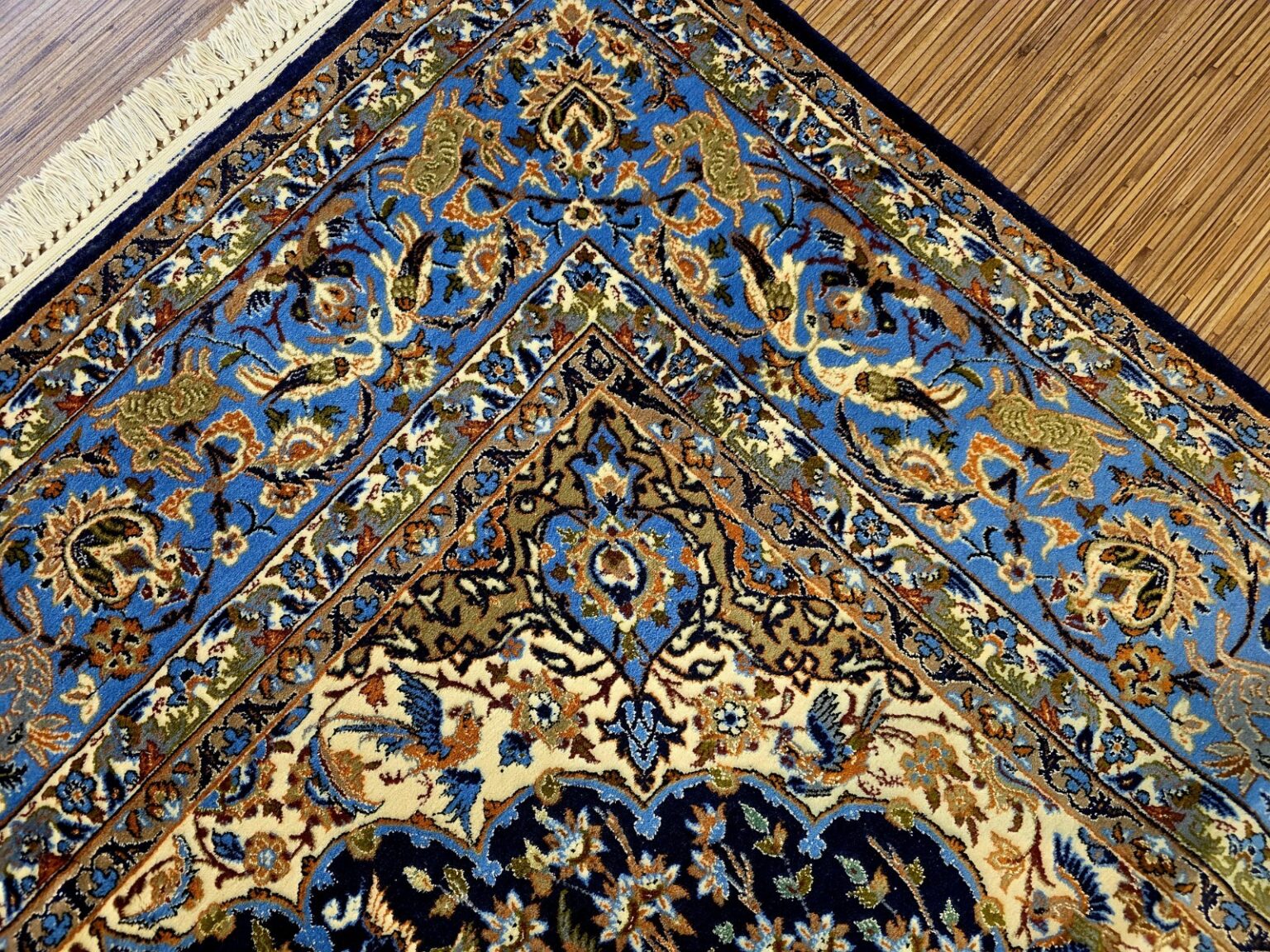 Persian Rug Isfahan 250 x 155 cm Silk Hand-knotted