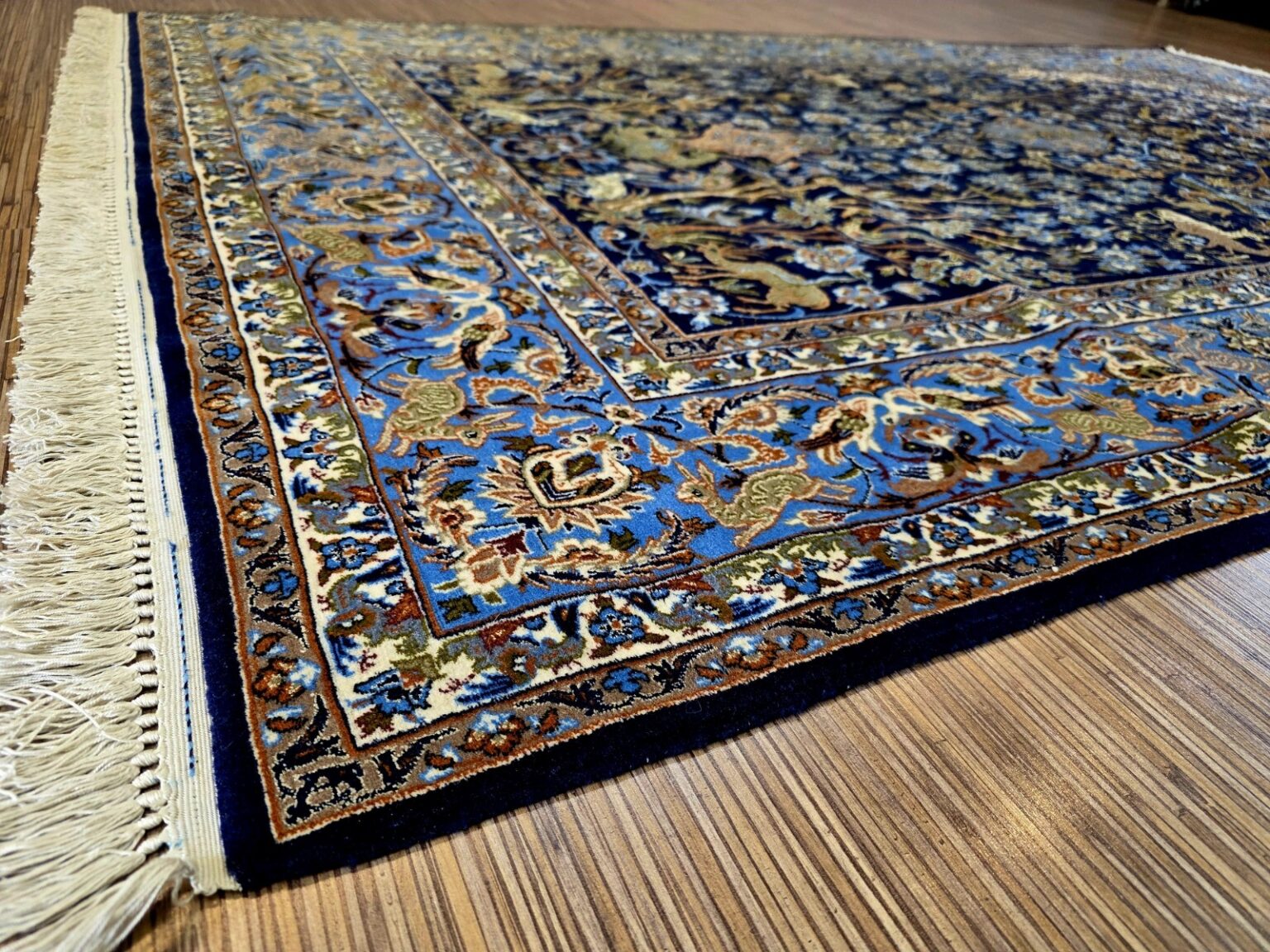 Persian Rug Isfahan 250 x 155 cm Silk Hand-knotted