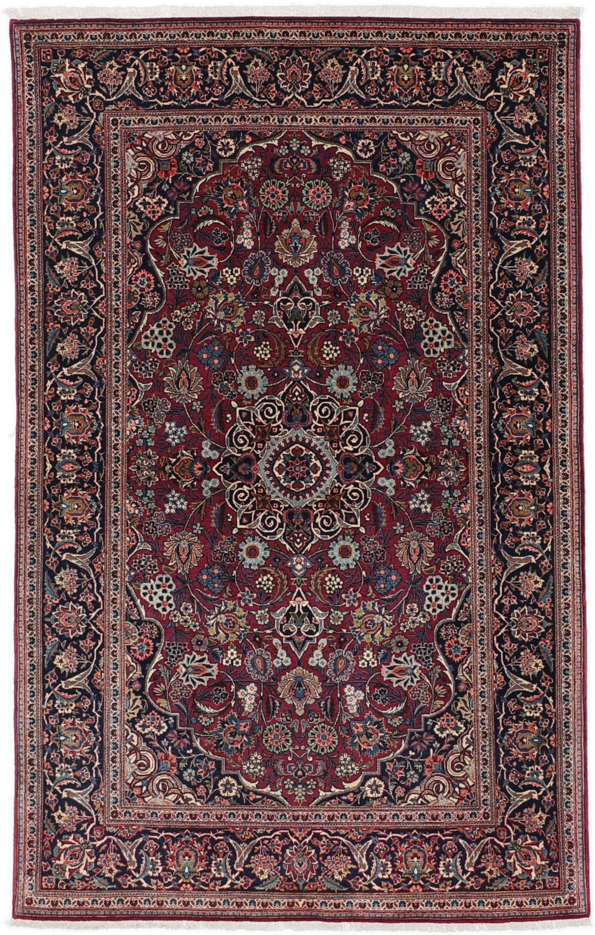 Hand-Knotted Wool Kashan Persian Rug, 133 × 210 cm