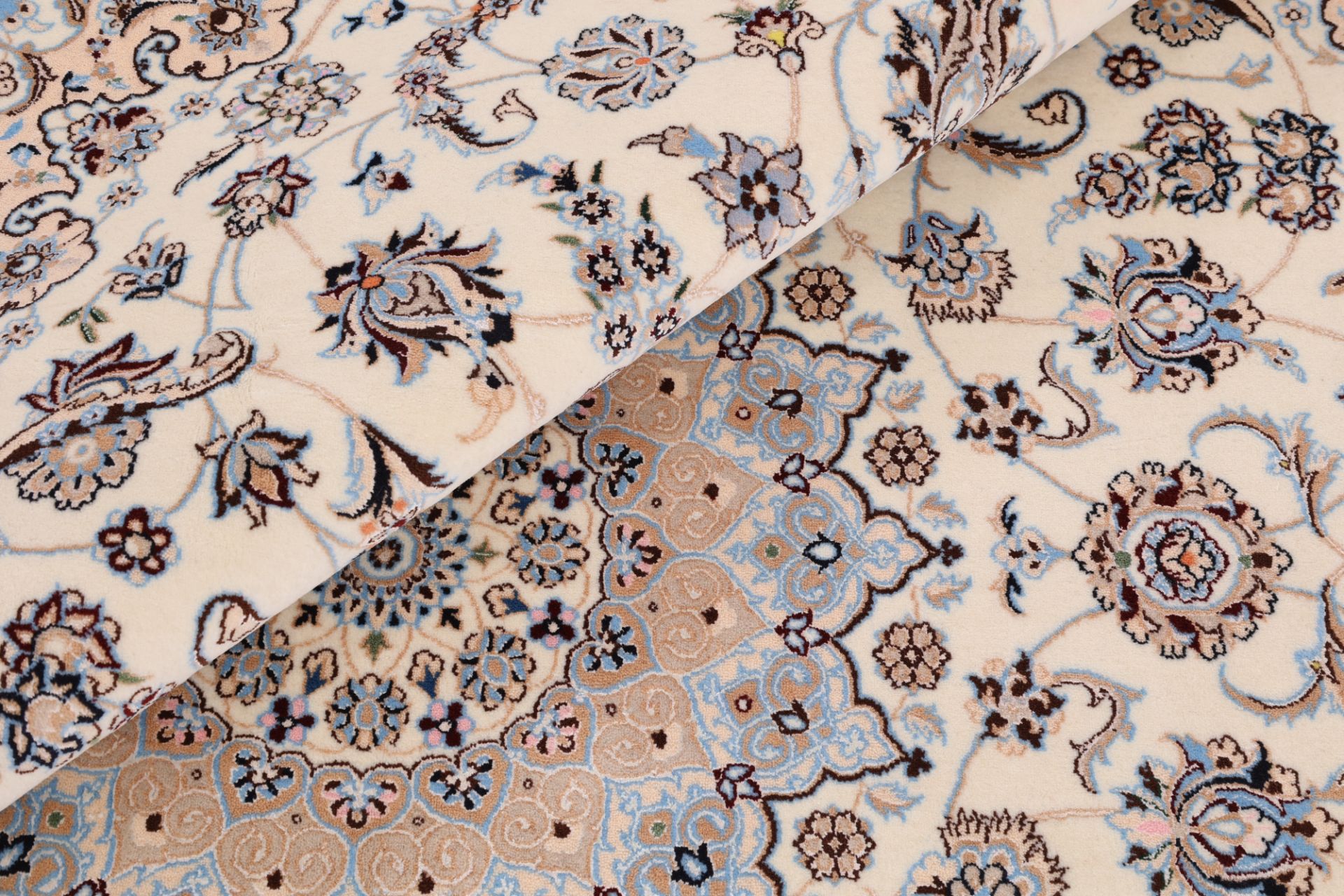 Nain Persian Rug 183 × 267 cm, Wool, hand-knotted