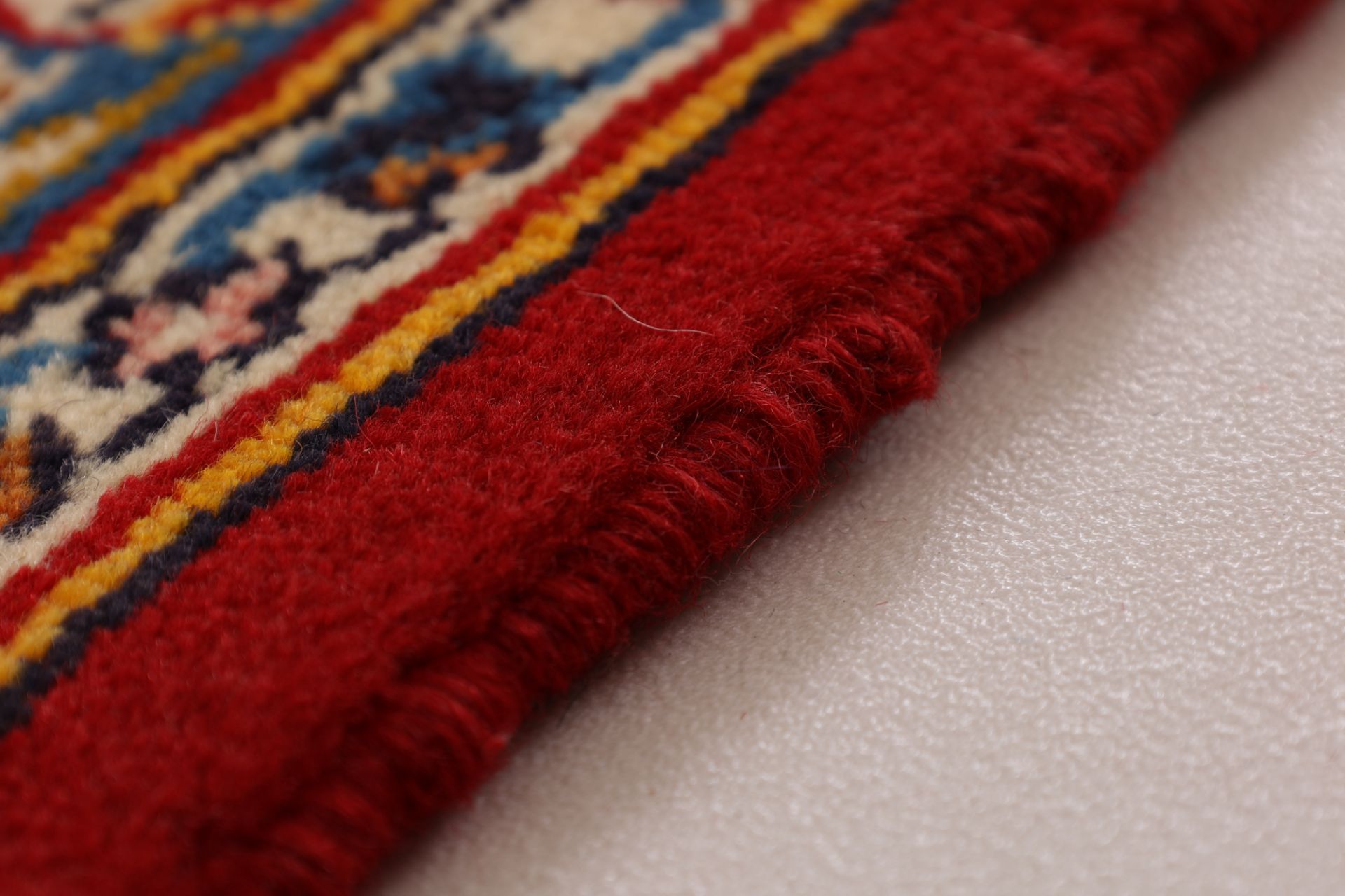 Kashan Persian Rug 187 × 317 cm, Wool & Silk, hand-knotted
