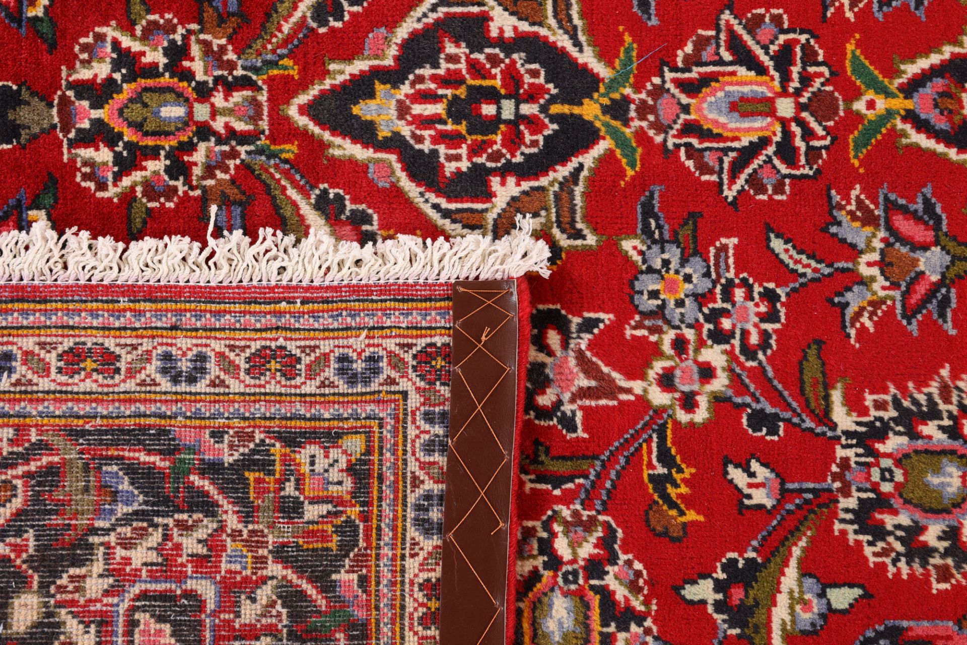 Hand-Knotted Wool Kashan Persian Rug, 203 × 304 cm