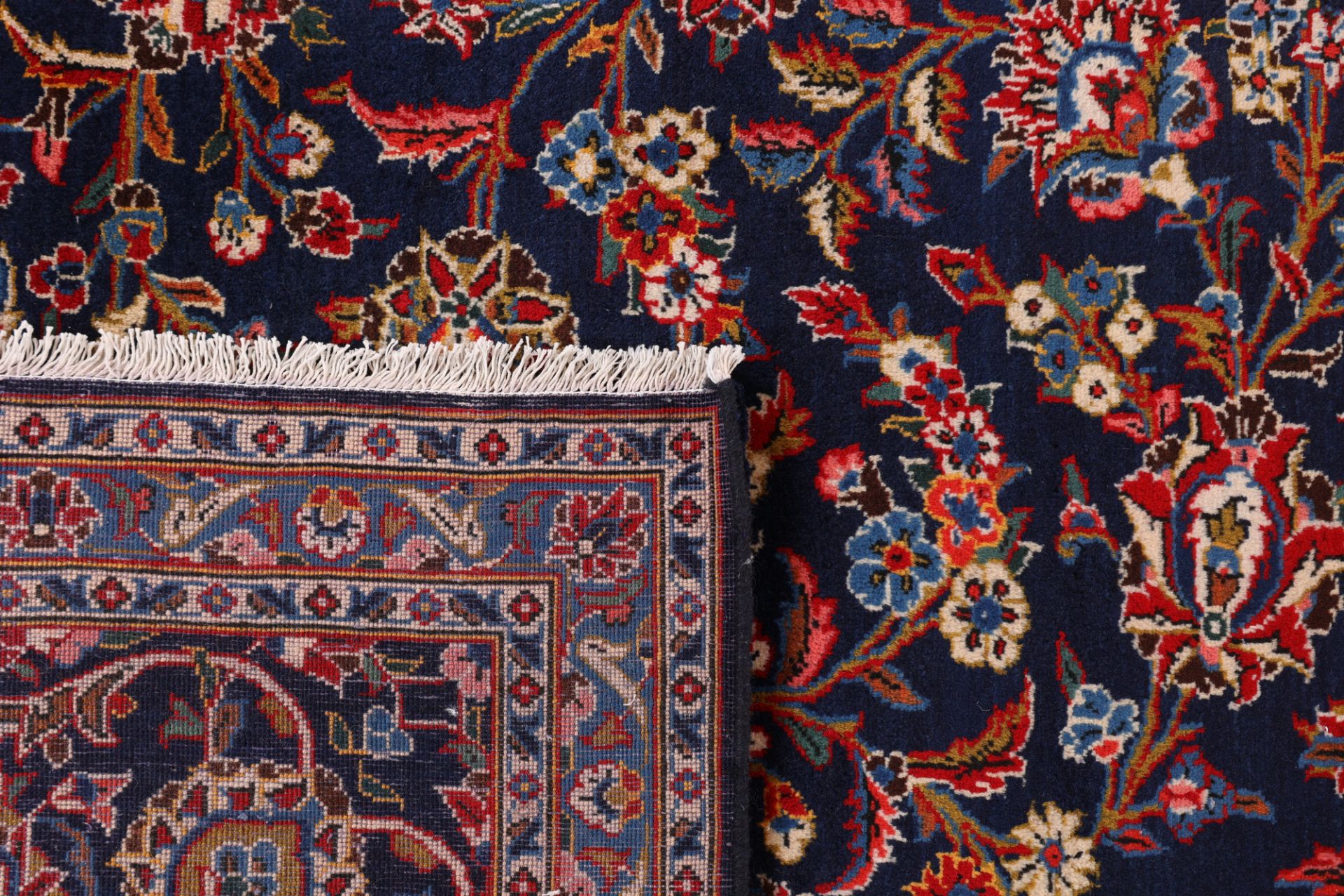 Hand-Knotted Wool Kashan Persian Rug, 305 × 412 cm