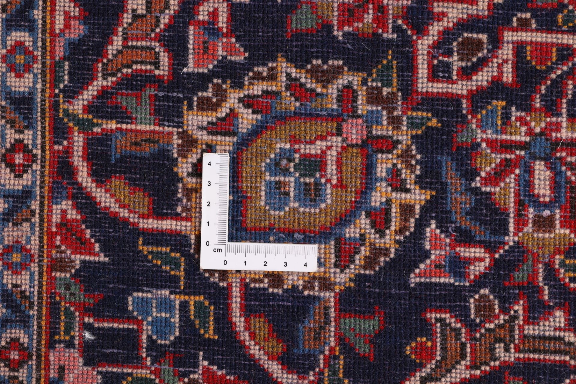 Hand-Knotted Wool Kashan Persian Rug, 305 × 412 cm