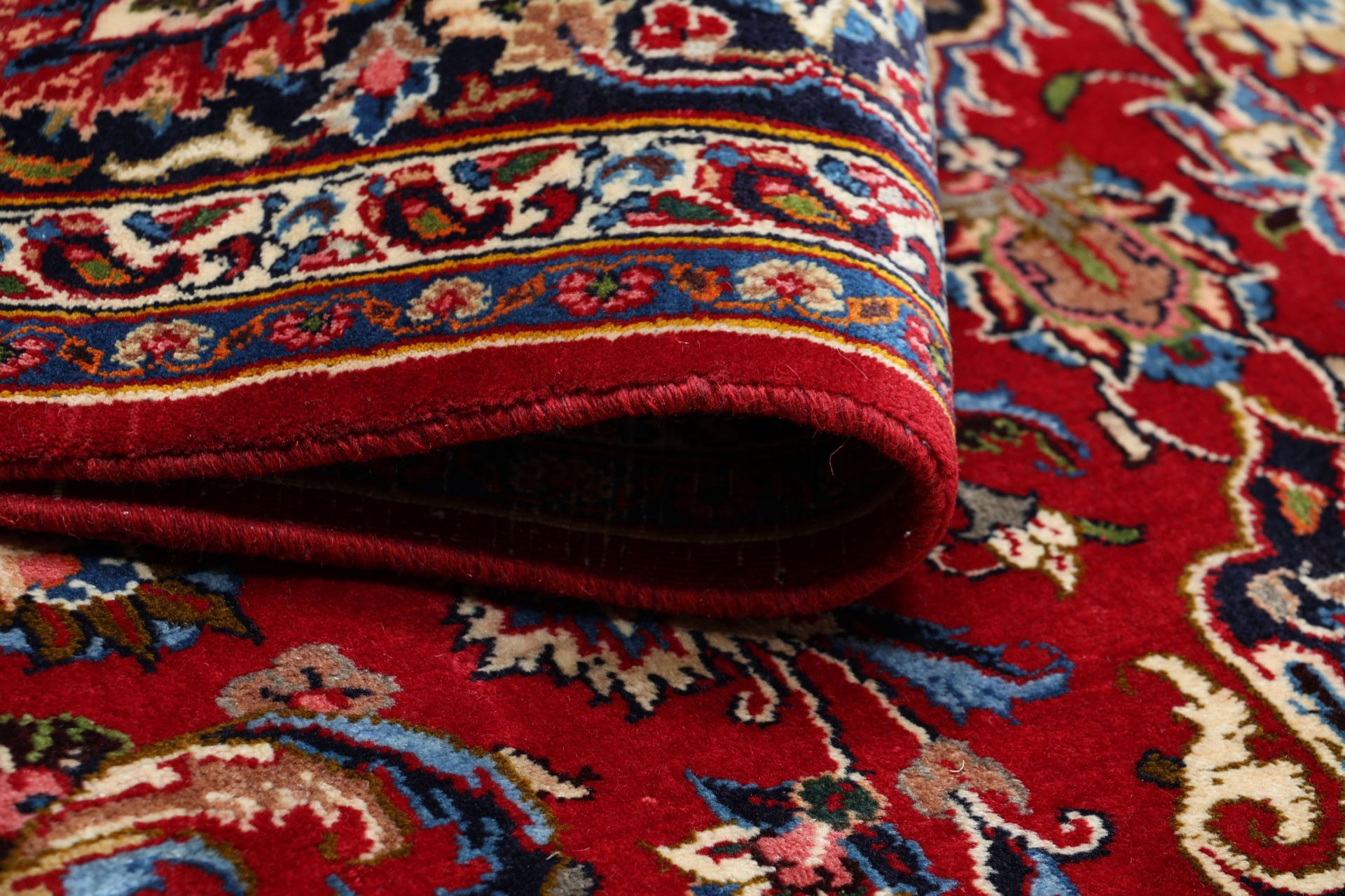 Mashhad Persian Rug — hand-knotted, 245 × 356 cm, Wool