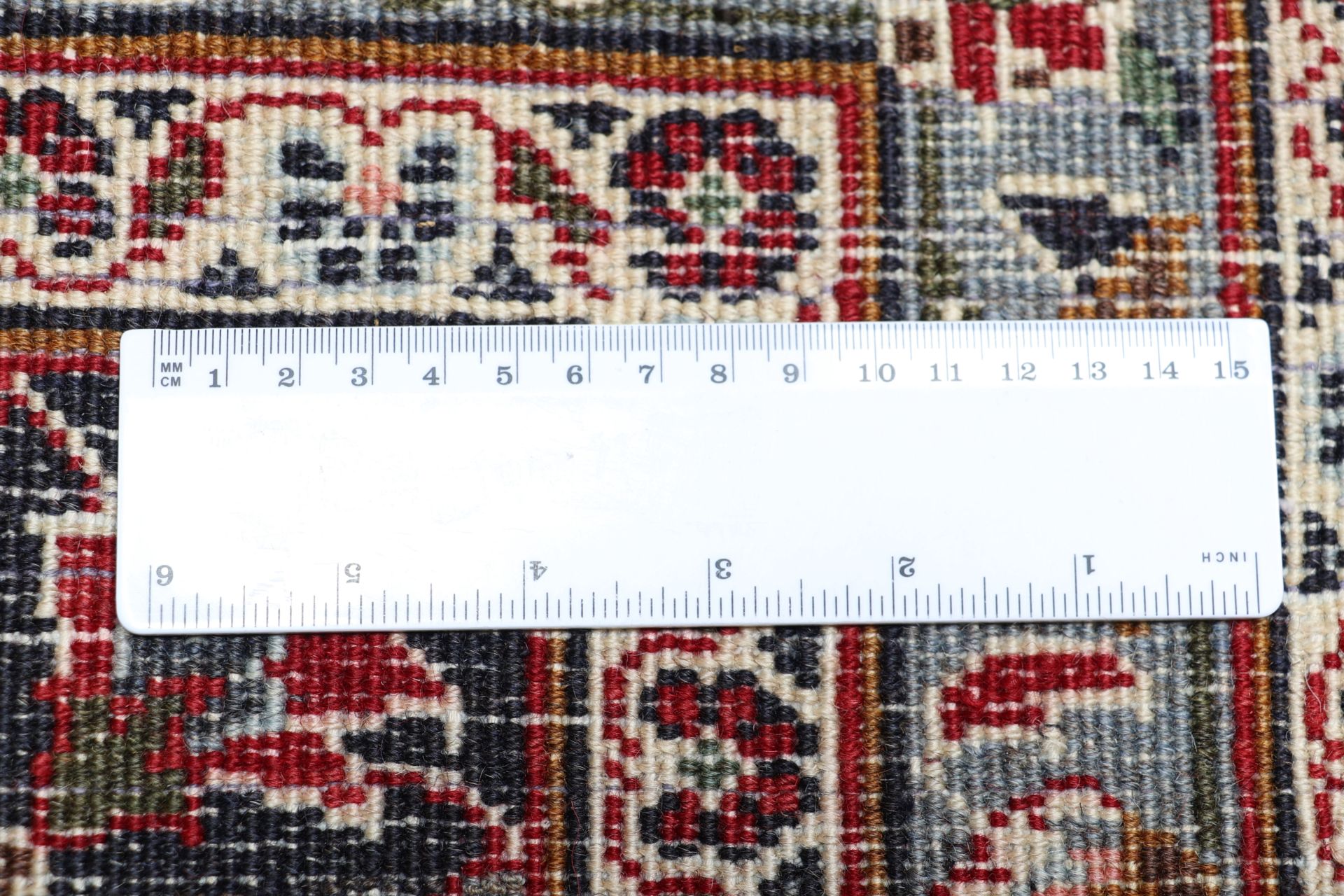 Mashhad Persian Rug — hand-knotted, 245 × 328 cm, Wool