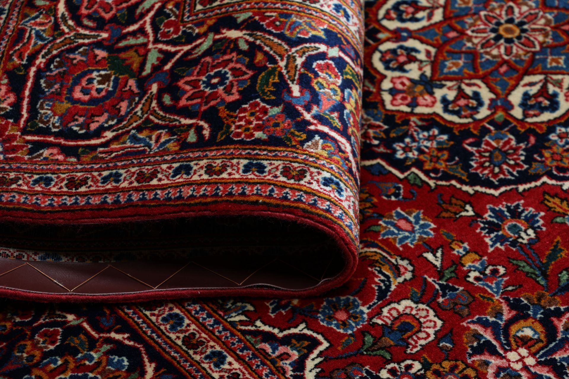 Kashan Persian Rug — hand-knotted, 140 × 220 cm, Wool
