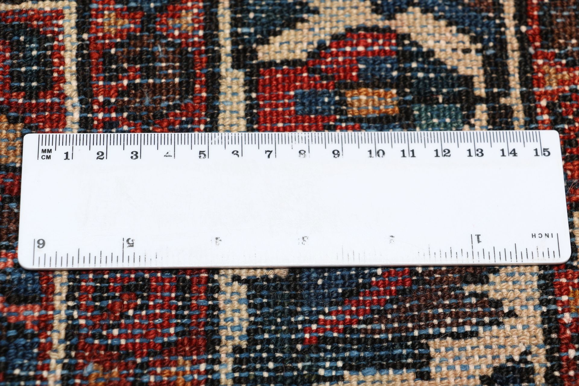 Bakhtiari Persian Rug 150 × 214 cm, Wool, hand-knotted