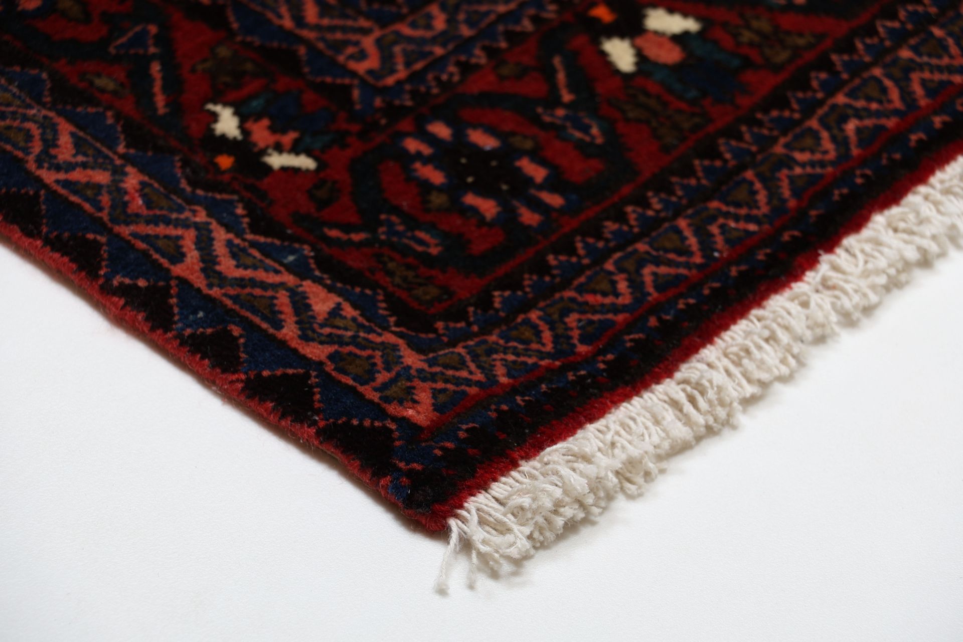 Qashqai Persian Rug — hand-knotted, 160 × 215 cm, Wool