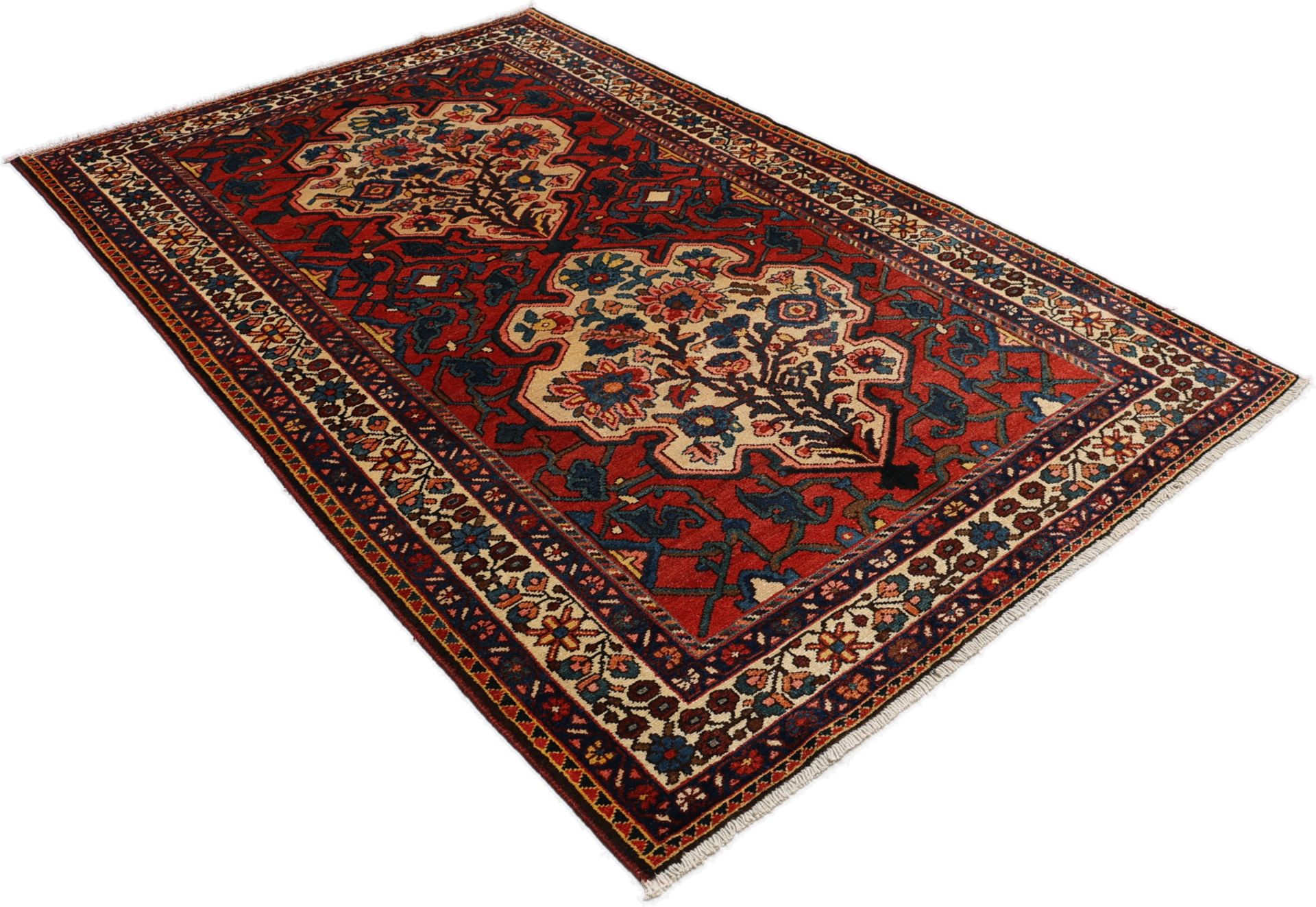 Hand-Knotted Wool Bakhtiari Persian Rug, 141 × 219 cm
