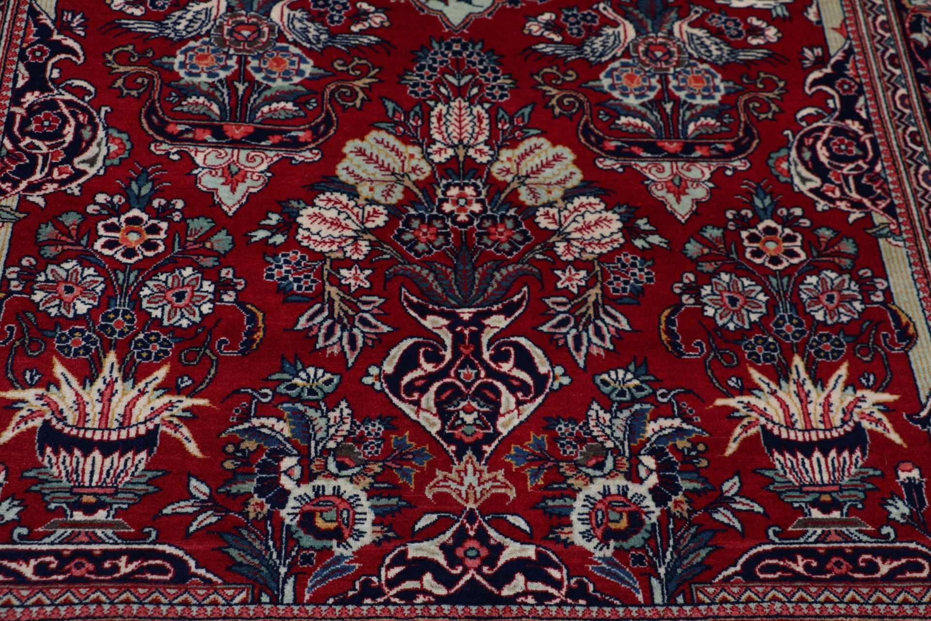 Antique Wool Kashan Persian Rug, 135 × 205 cm