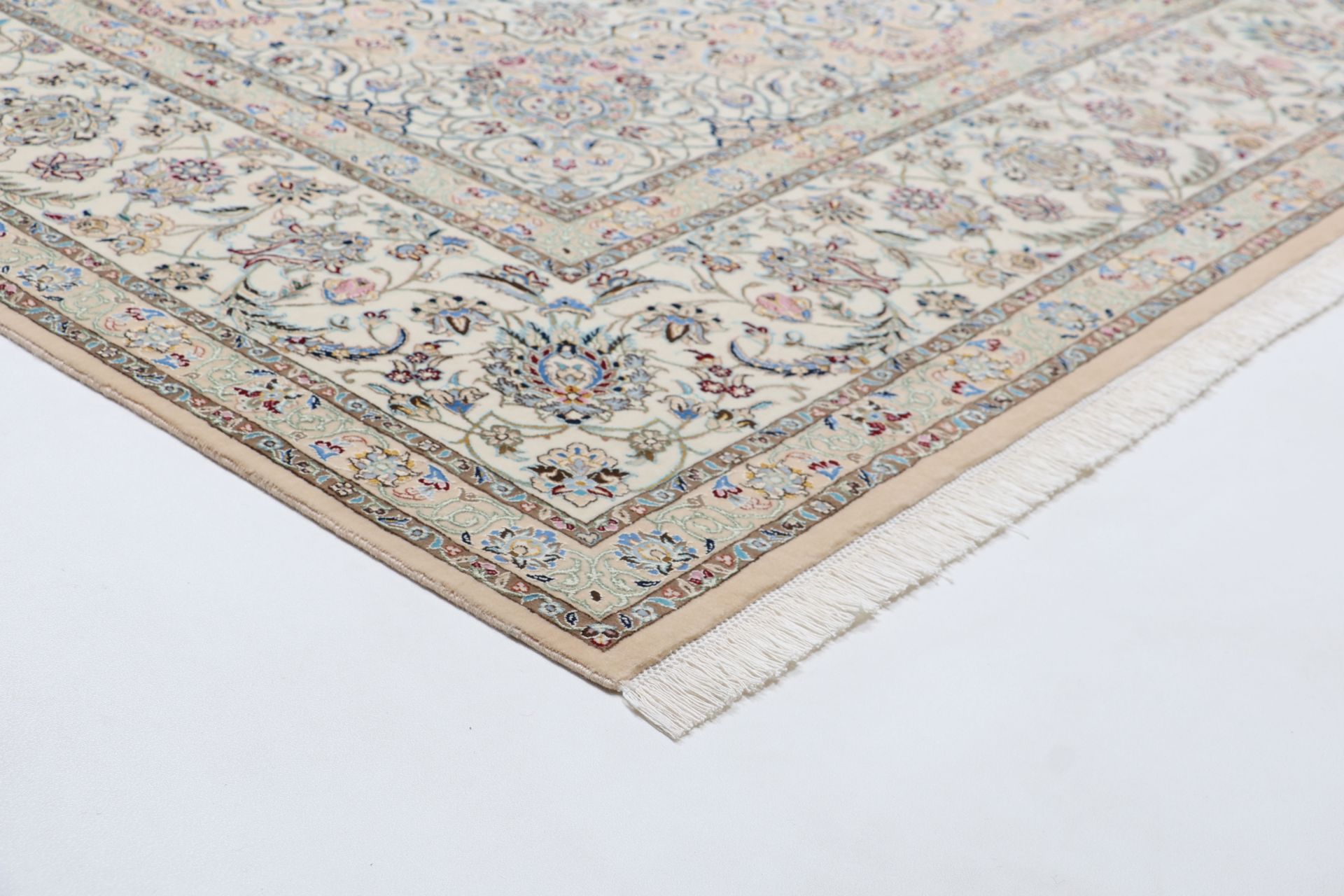 perserteppich-nain-257-x-350-cm-schurwolle-seide-handgeknupft-5 Nain Persian Rug — hand-knotted, 257 × 350 cm, Wool & Silk