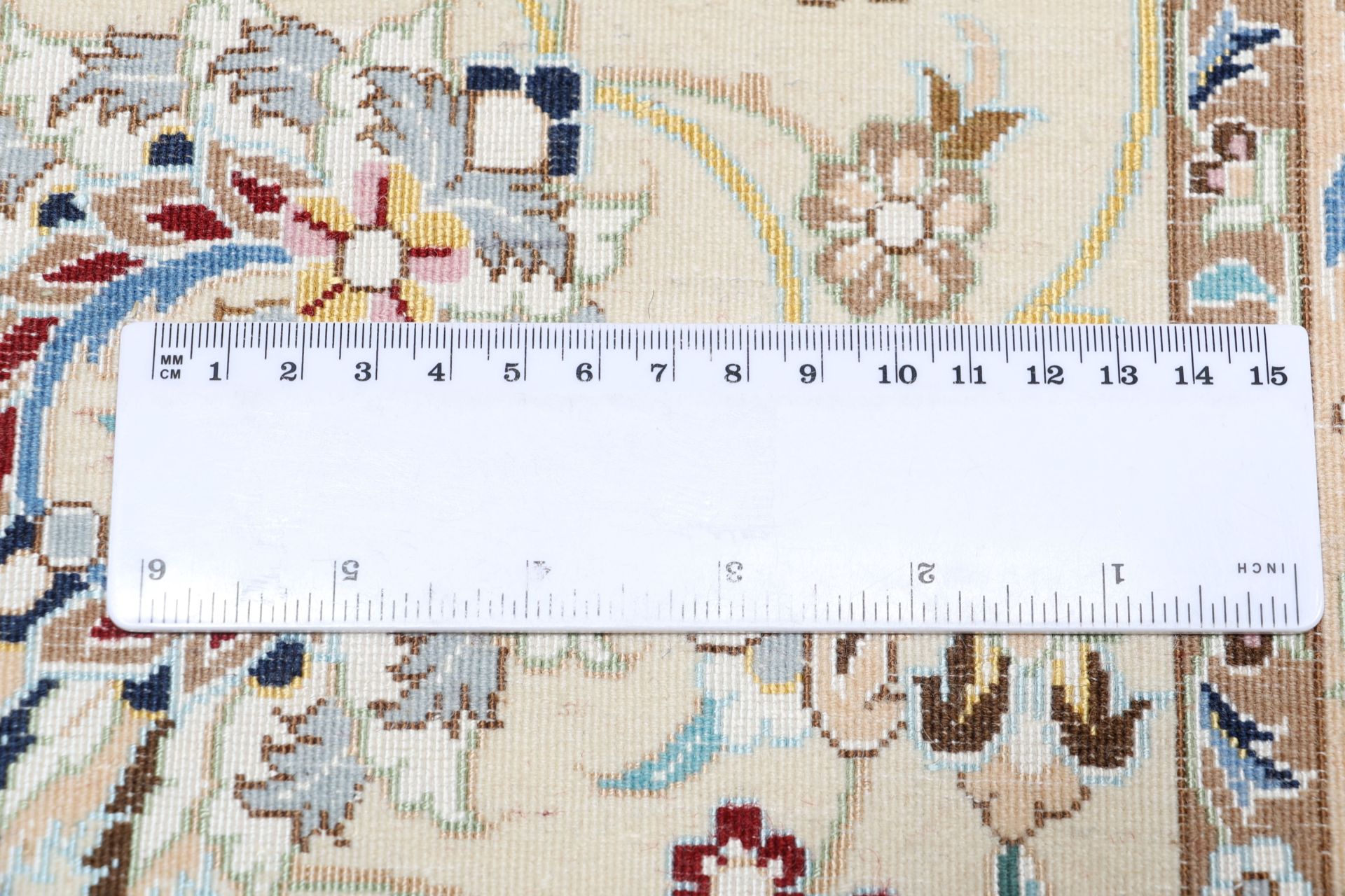 perserteppich-nain-257-x-350-cm-schurwolle-seide-handgeknupft-10 Nain Persian Rug — hand-knotted, 257 × 350 cm, Wool & Silk