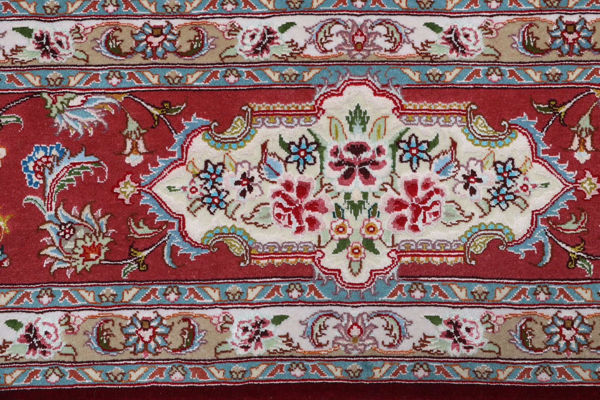 Tabriz Persian Rug 205 × 302 cm, Wool & Silk, hand-knotted