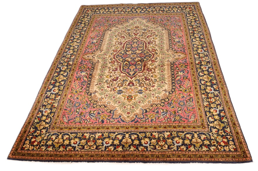 Qom Persian Rug 200 × 140 cm, Wool, hand-knotted