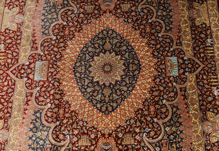Qom Persian Rug 118 × 80 cm, Silk, hand-knotted