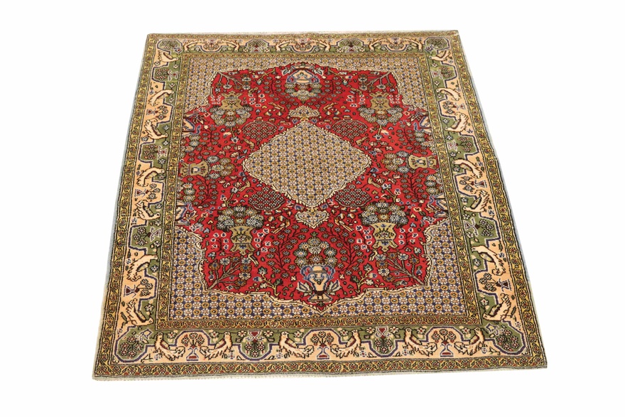 Hand-Knotted Wool Qom Persian Rug, 157 × 110 cm