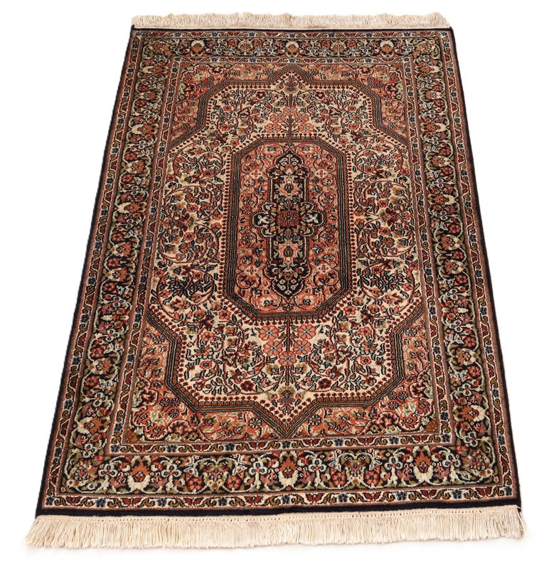 Kashmir Indian Rug — hand-knotted, 122 × 83 cm, Silk