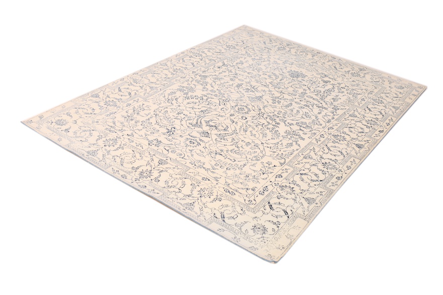 Indian Rug 241 × 173 cm, hand-knotted
