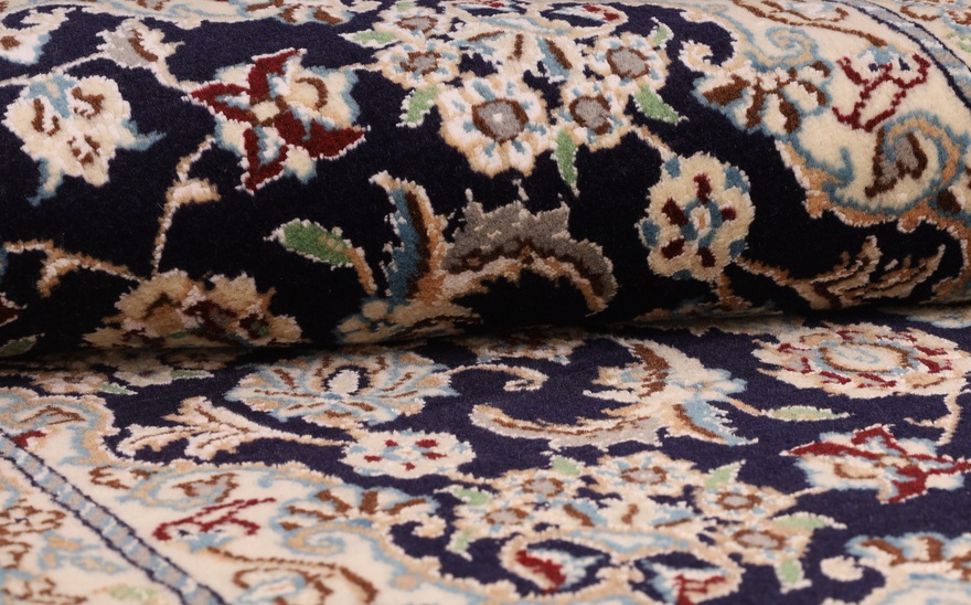 perserteppich-90-x-60-cm-wolle-und-seide-handgeknupft-4 Hand-Knotted Wool & Silk Nain Persian Rug, 90 × 60 cm