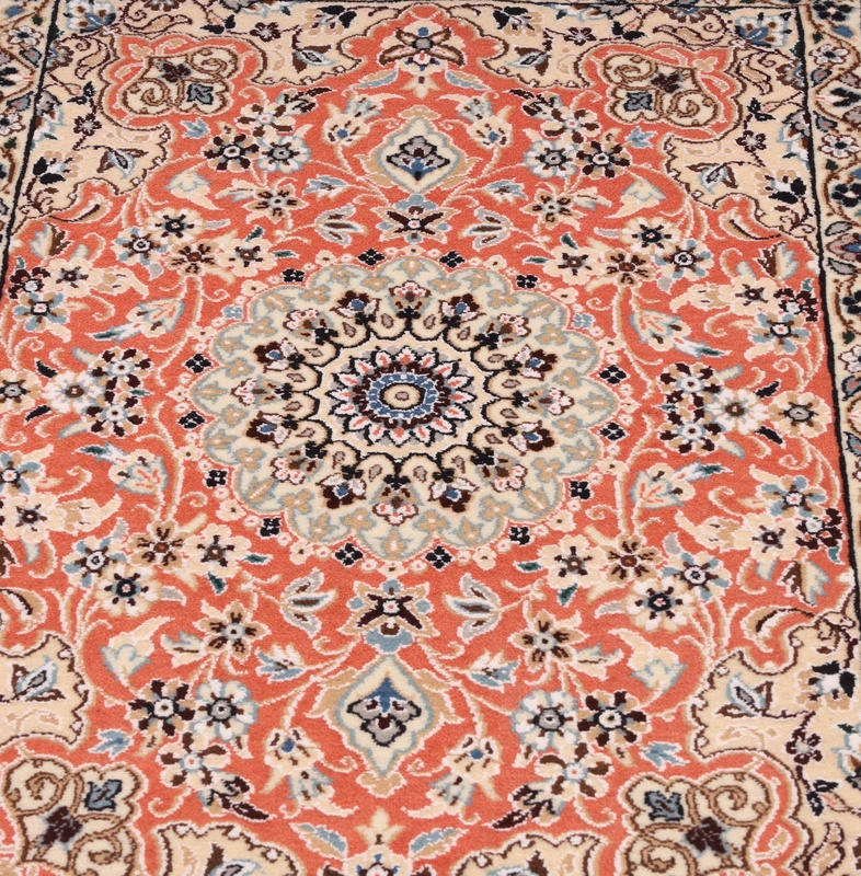 perserteppich-90-x-60-cm-wolle-und-seide-handgeknupft-7 Hand-Knotted Wool & Silk Nain Persian Rug, 90 × 60 cm