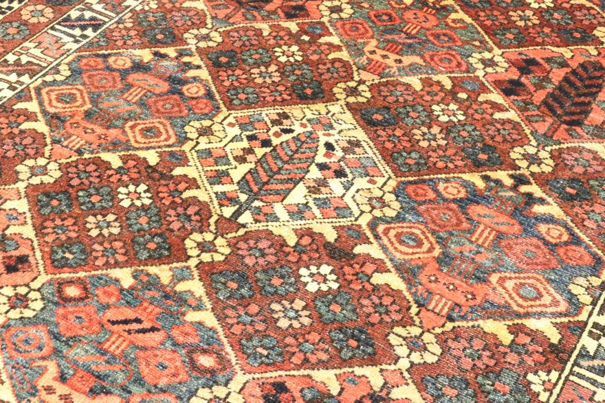 Antique Wool Bakhtiari Persian Rug, 207 × 136 cm