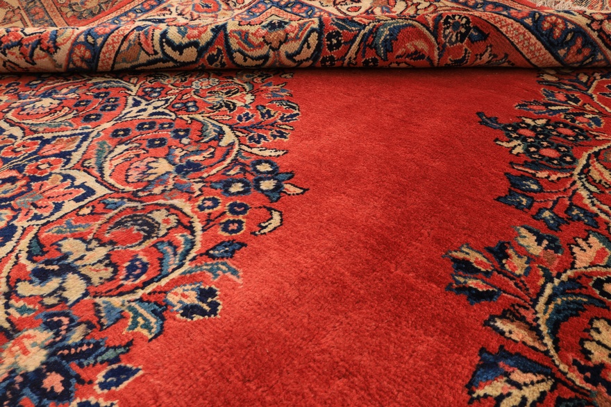 Antique Sarouk Persian Rug, 346 × 192 cm, Wool