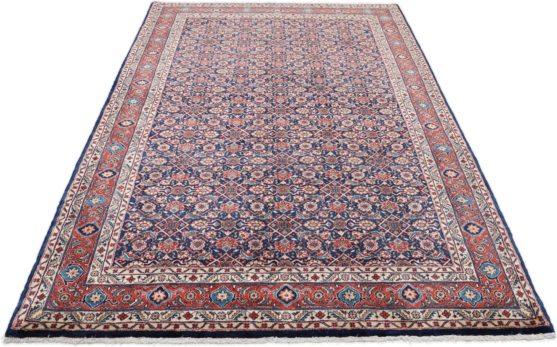 Antique Sarouk Persian Rug, 135 × 210 cm, Wool