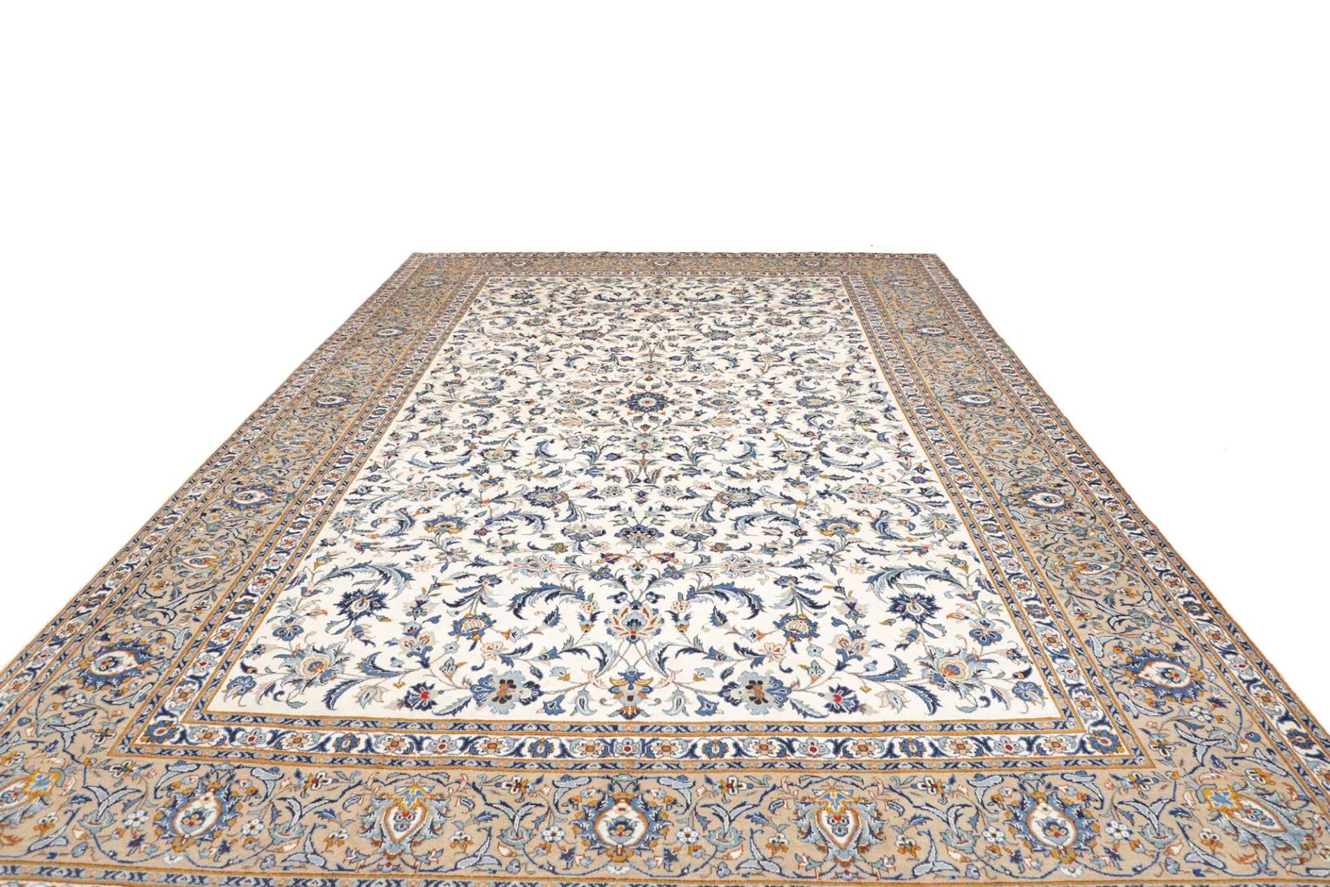 Hand-Knotted Wool Kashan Persian Rug, 307 × 429 cm