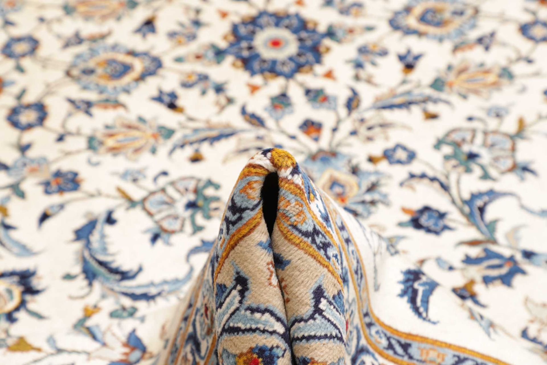 Hand-Knotted Wool Kashan Persian Rug, 307 × 429 cm