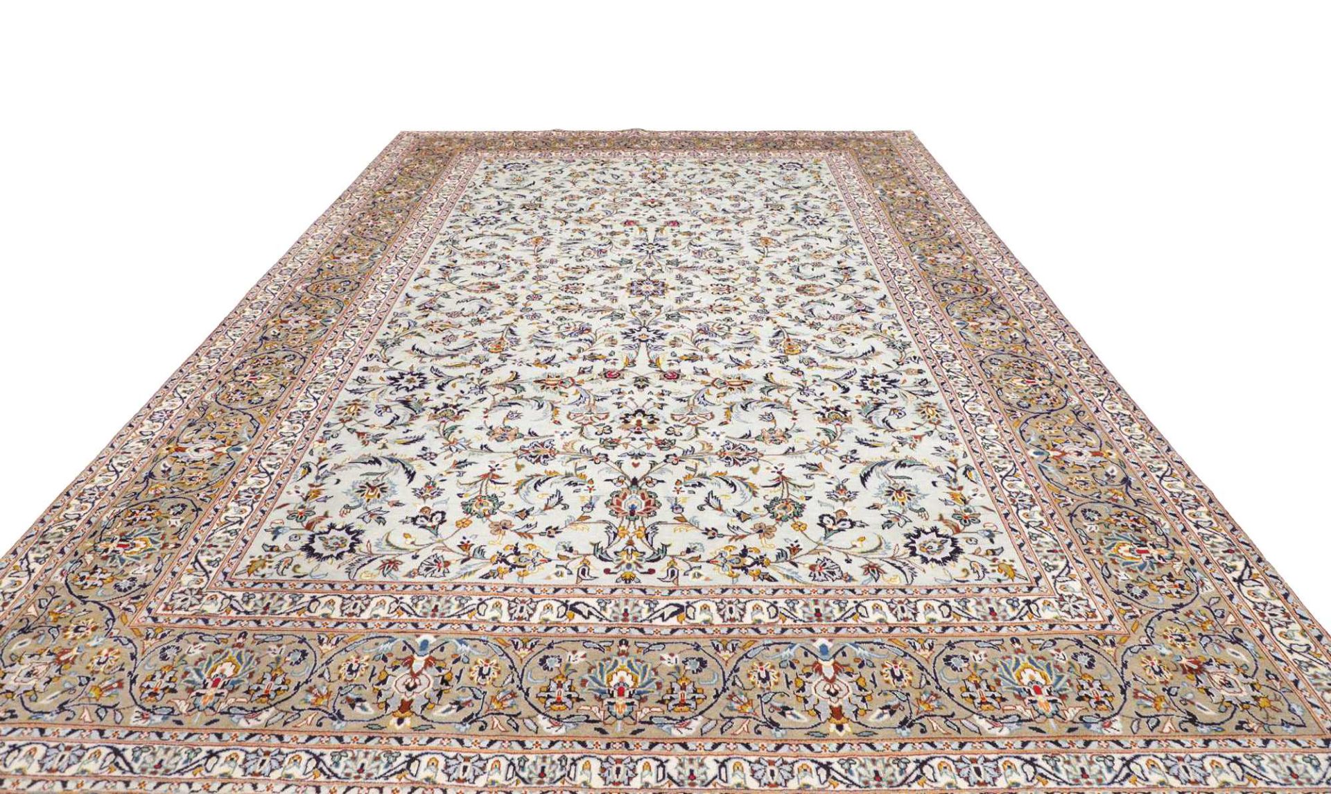 Kashan Persian Rug — hand-knotted, 301 × 427 cm, Wool