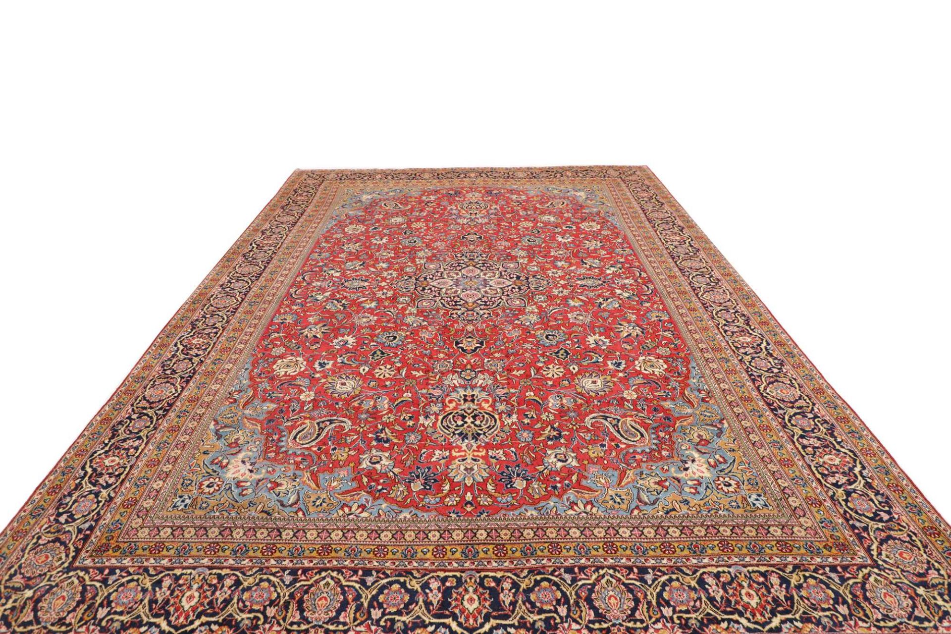 Hand-Knotted Wool Shiraz Persian Rug, 288 × 429 cm