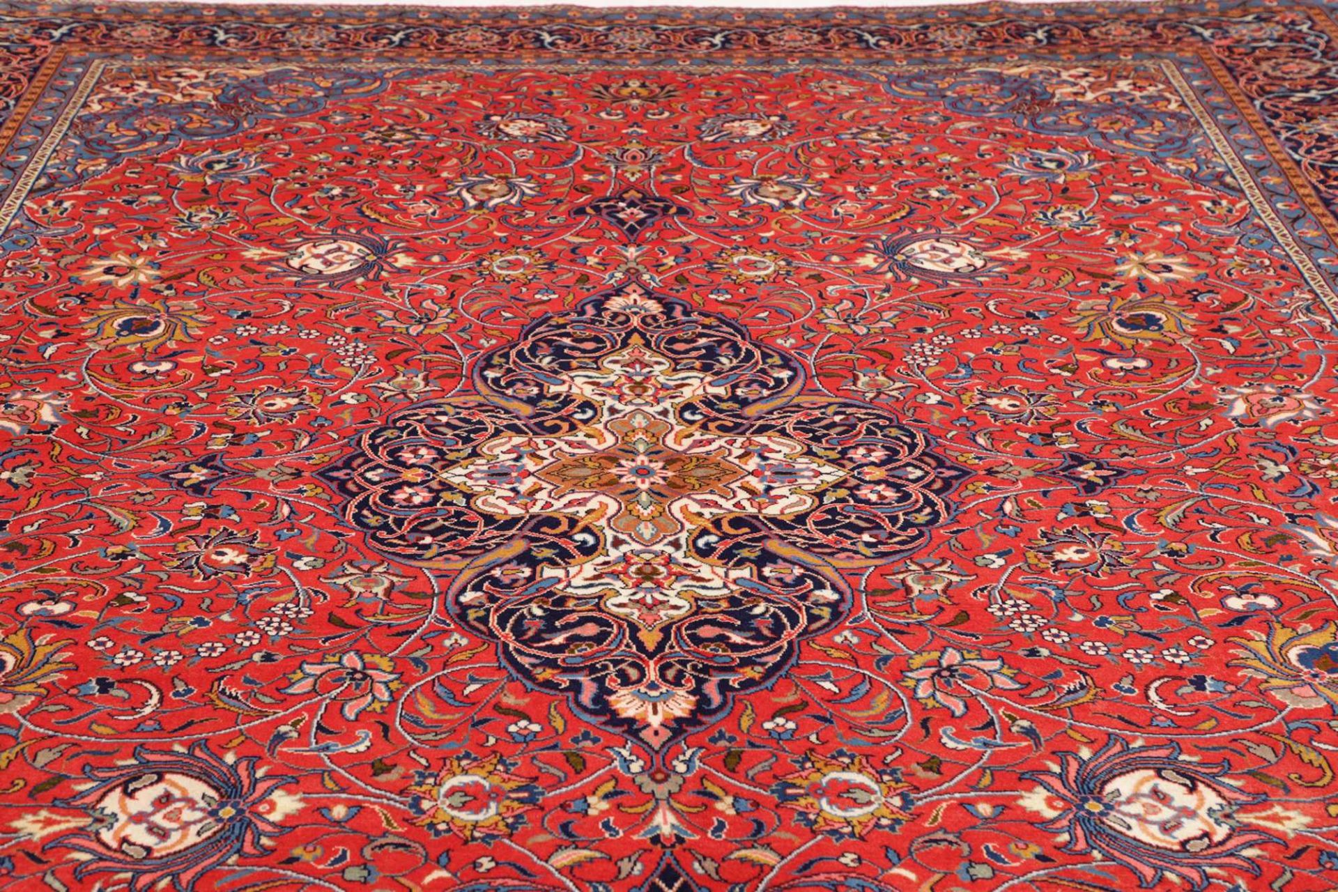 Sarouk Persian Rug 301 × 407 cm, Wool, hand-knotted