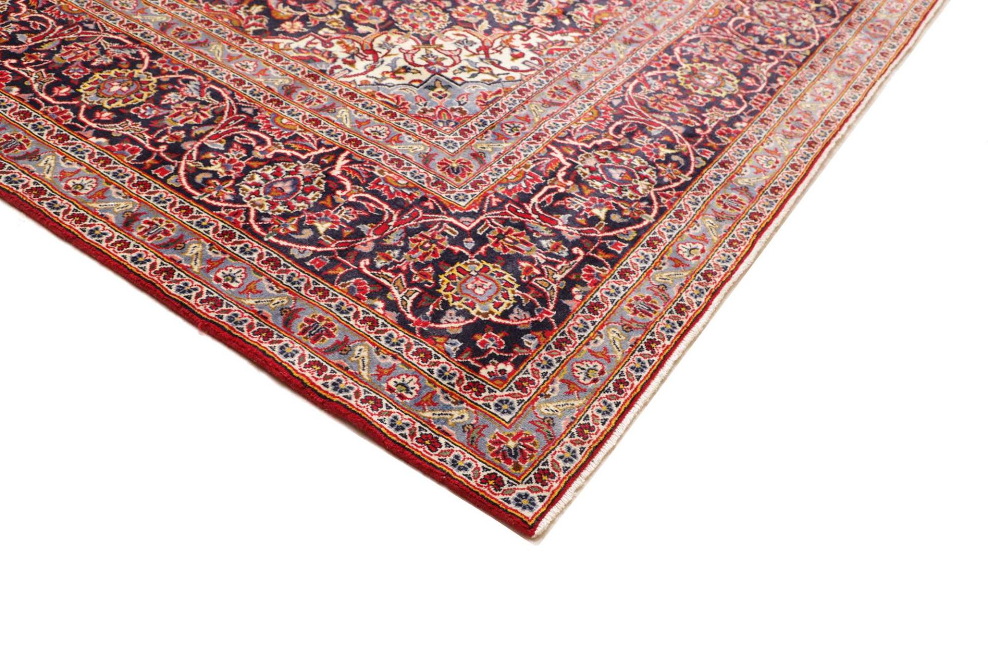 Hand-Knotted Wool Kashan Persian Rug, 301 × 402 cm