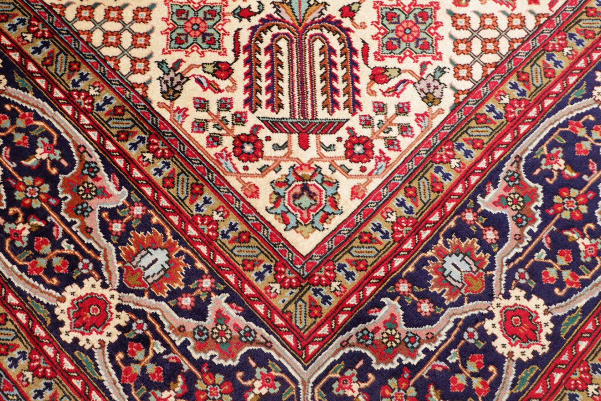 Hand-Knotted Wool Tabriz Persian Rug, 301 × 399 cm