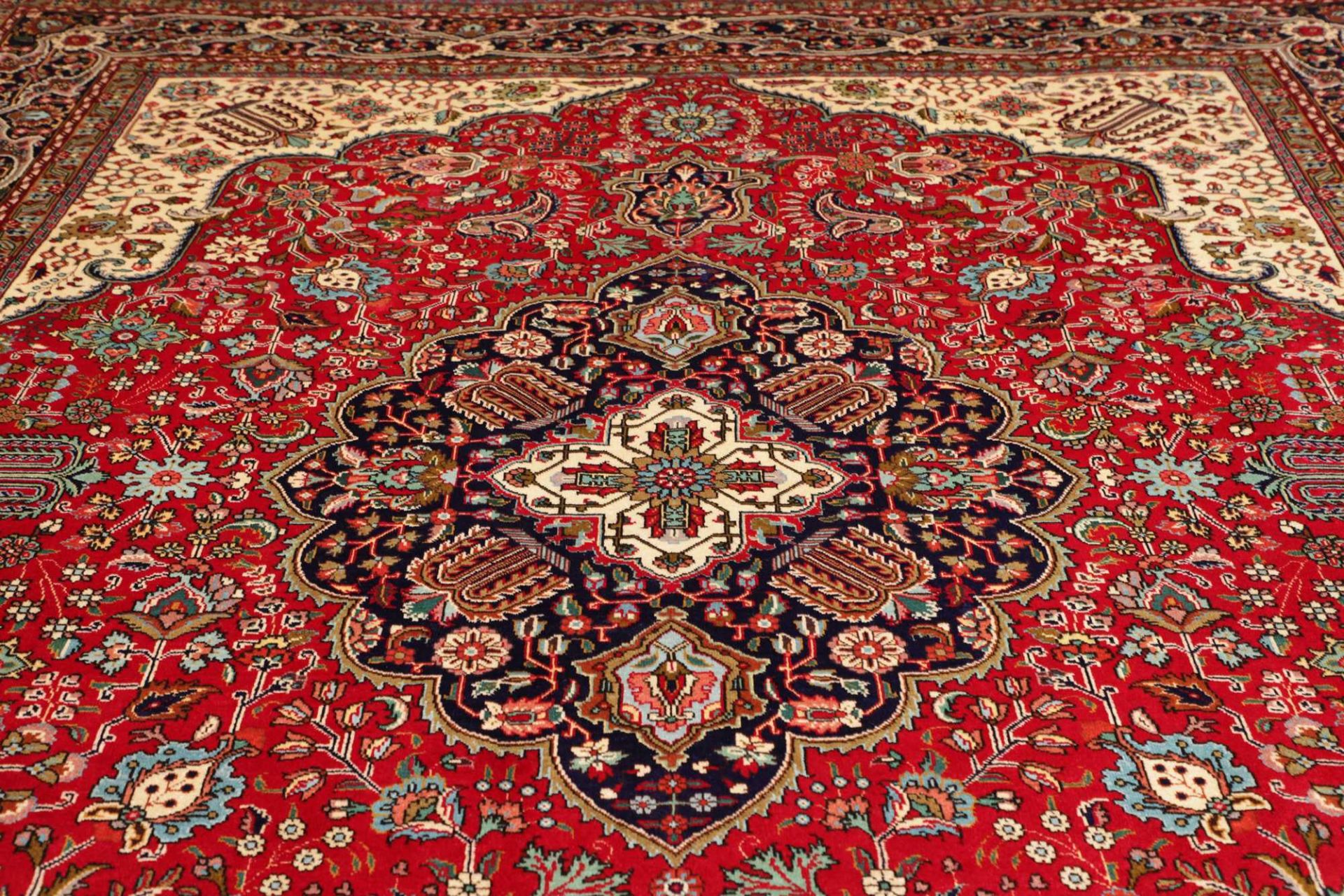 Hand-Knotted Wool Tabriz Persian Rug, 301 × 399 cm
